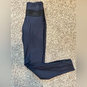 Alo Leggings